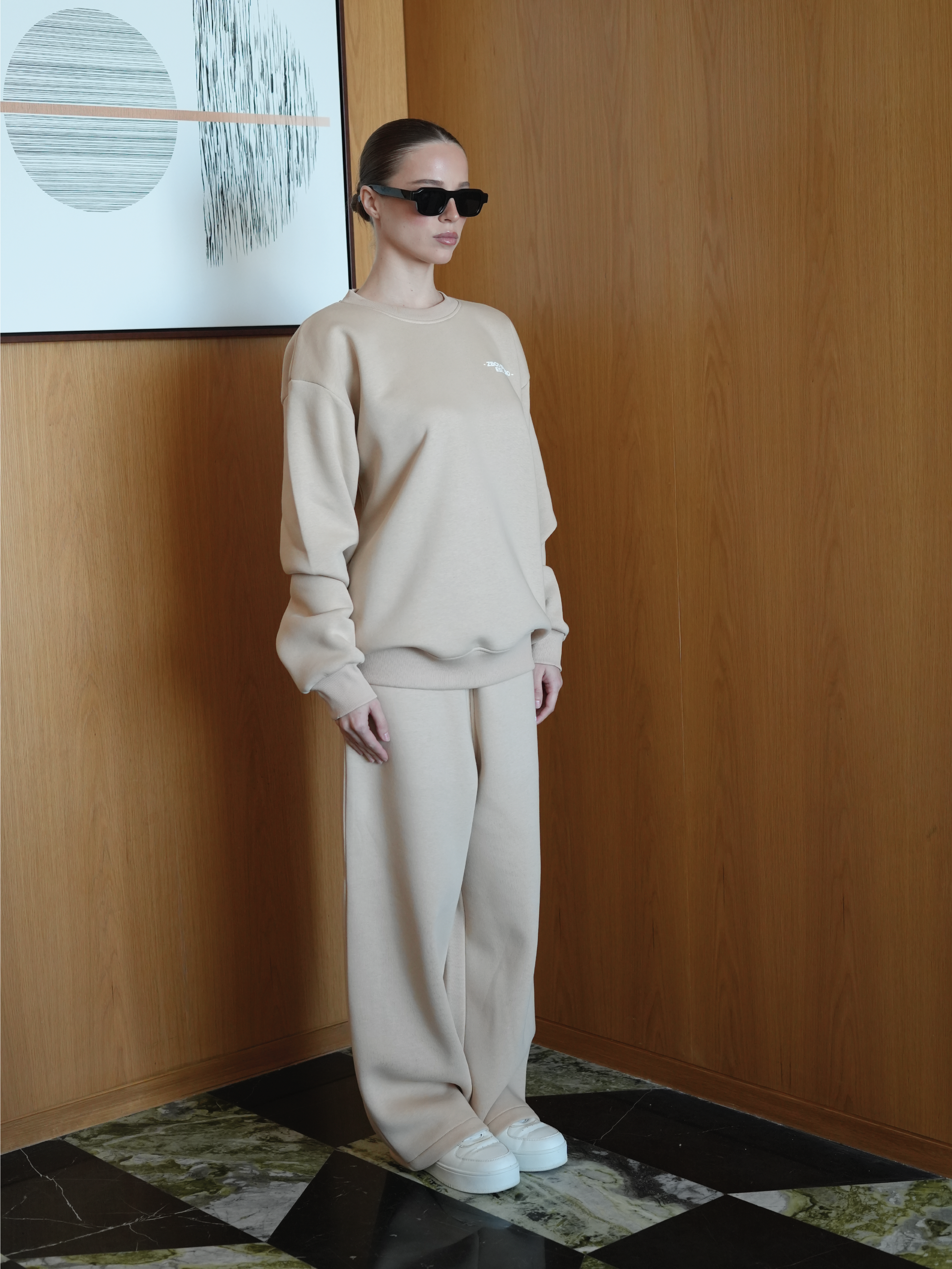 Beige Daily Sweatshirt