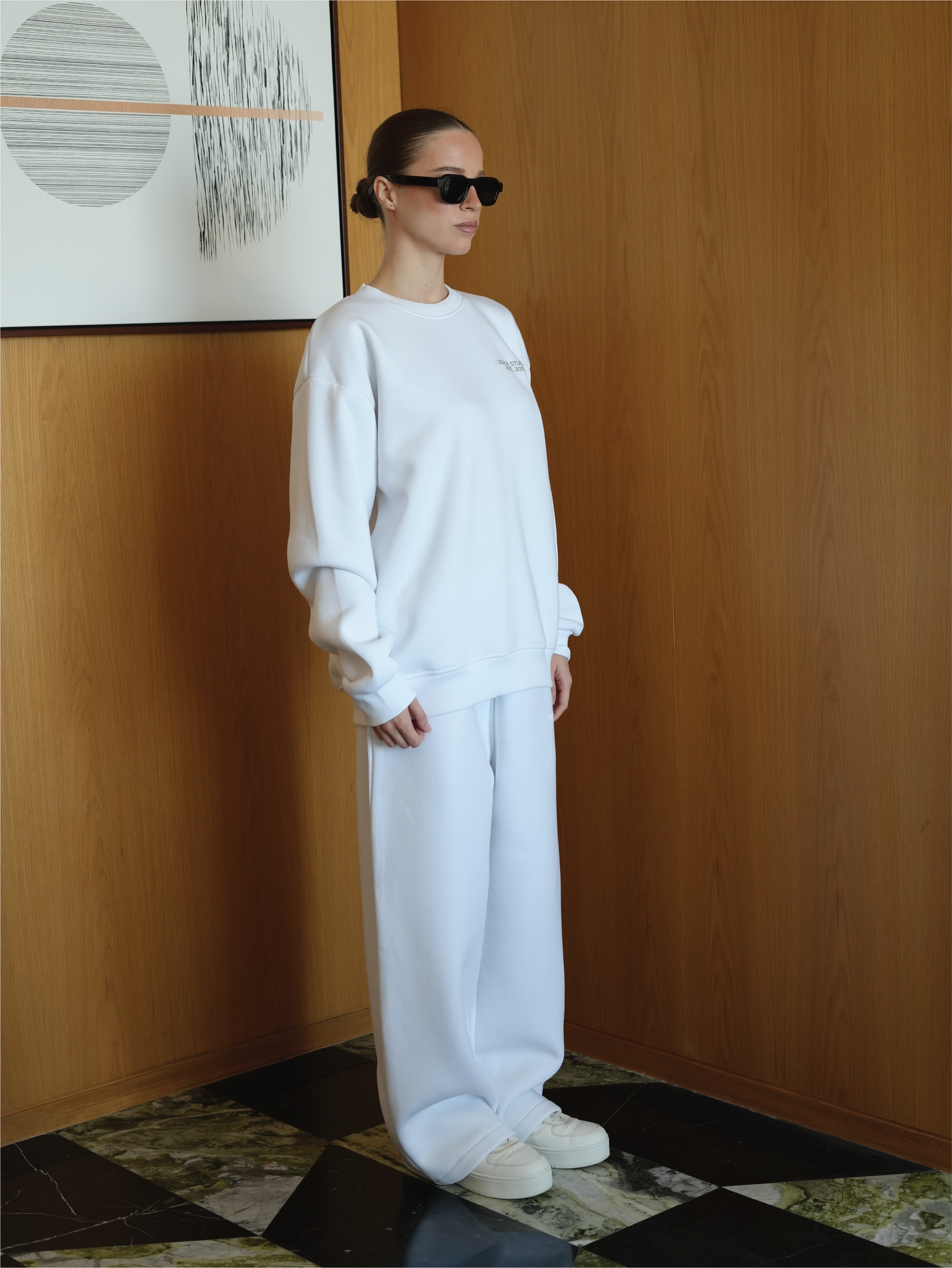 White Daily Sweatshirt