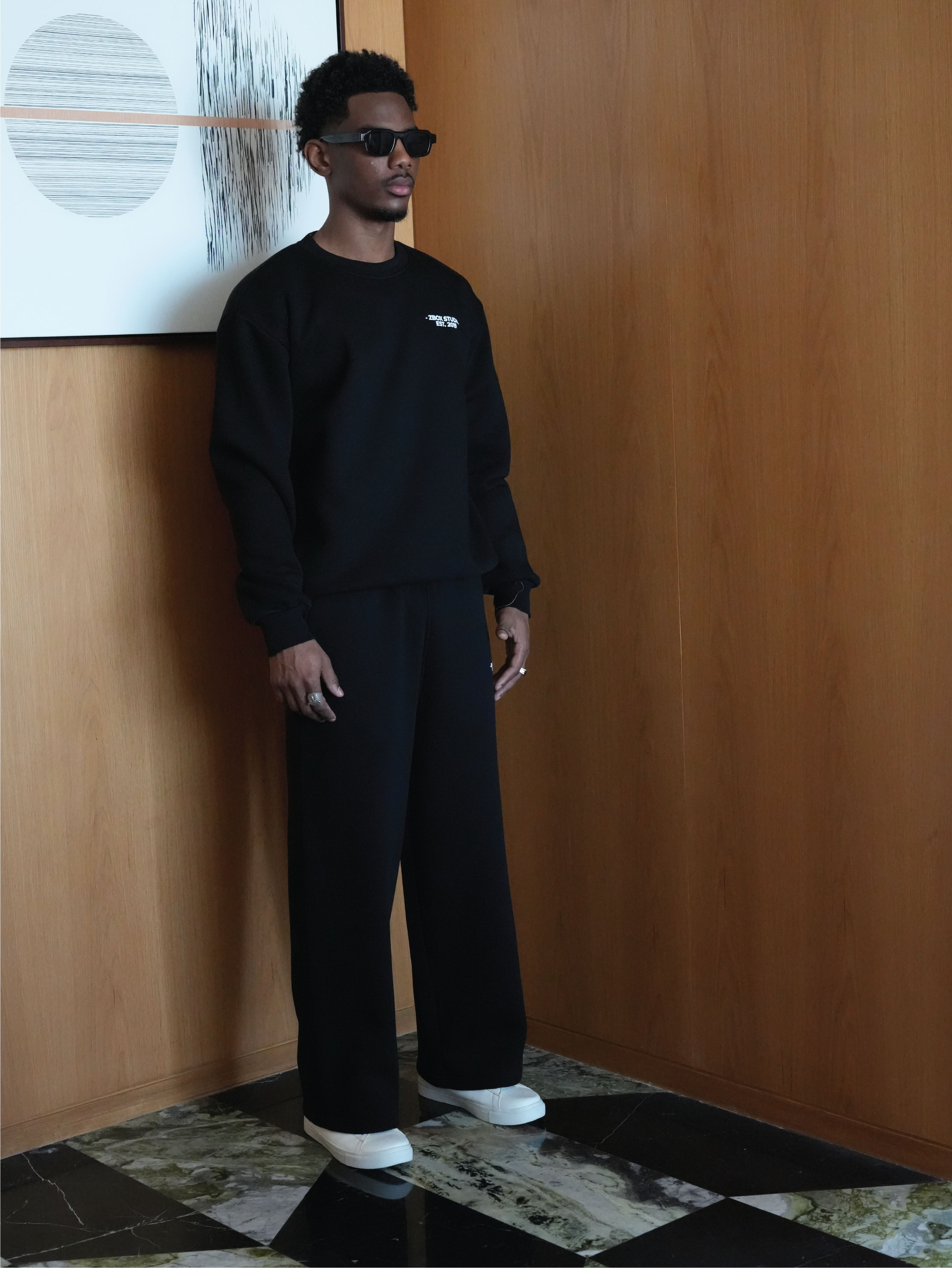 Black Daily Sweatshirt