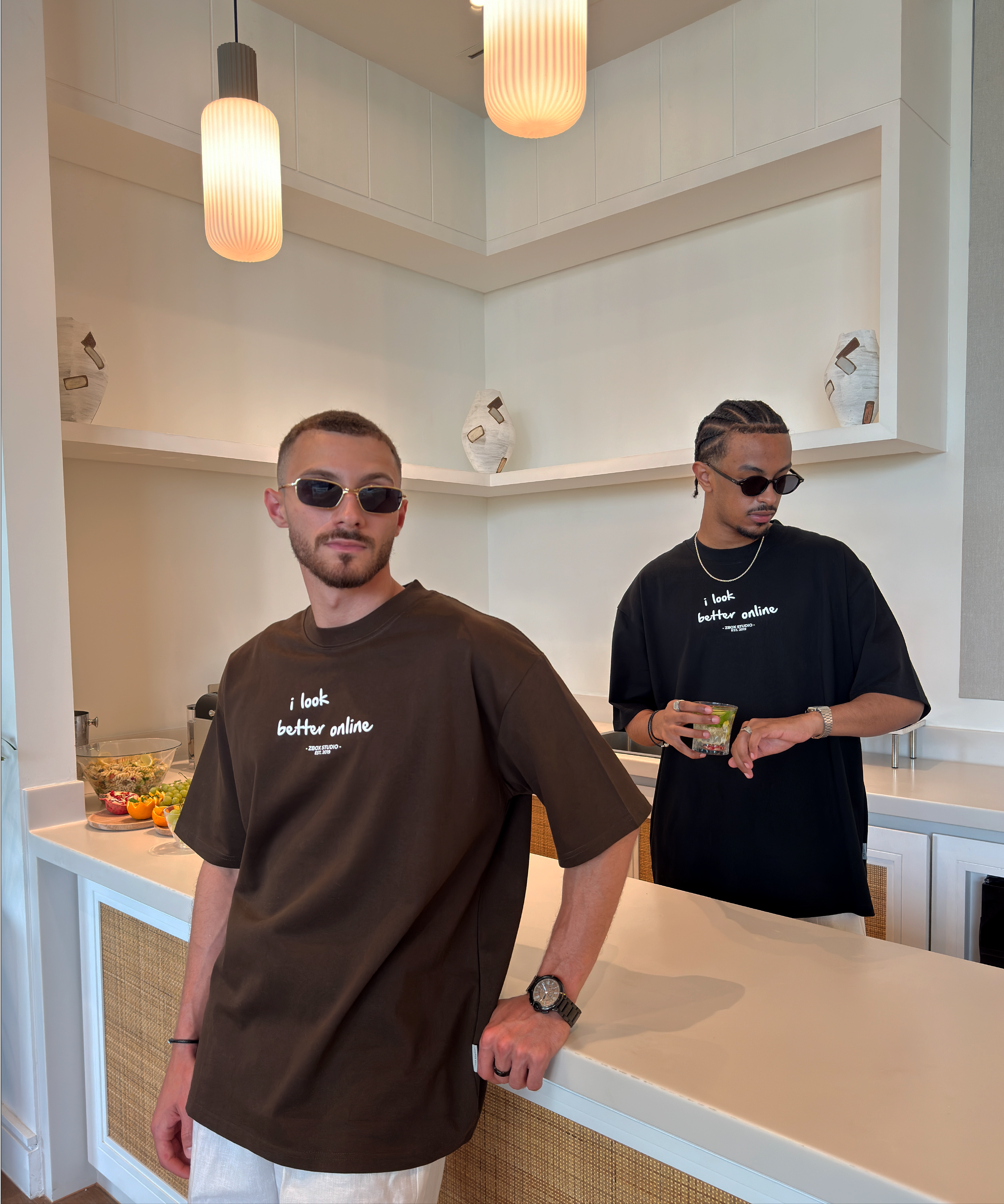 Oversized Elusive Black/Yellow Stitched faded t-shirt